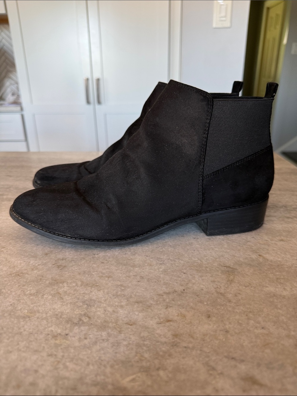 Aldo Women's Black Suede Chelsea Ankle Boots